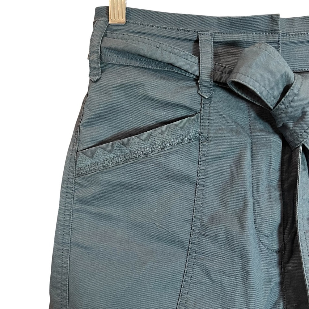 ANTHROPOLOGIE Ellie Belted Utility Pants Embroidered Blue Size 4 - Picture 10 of 16